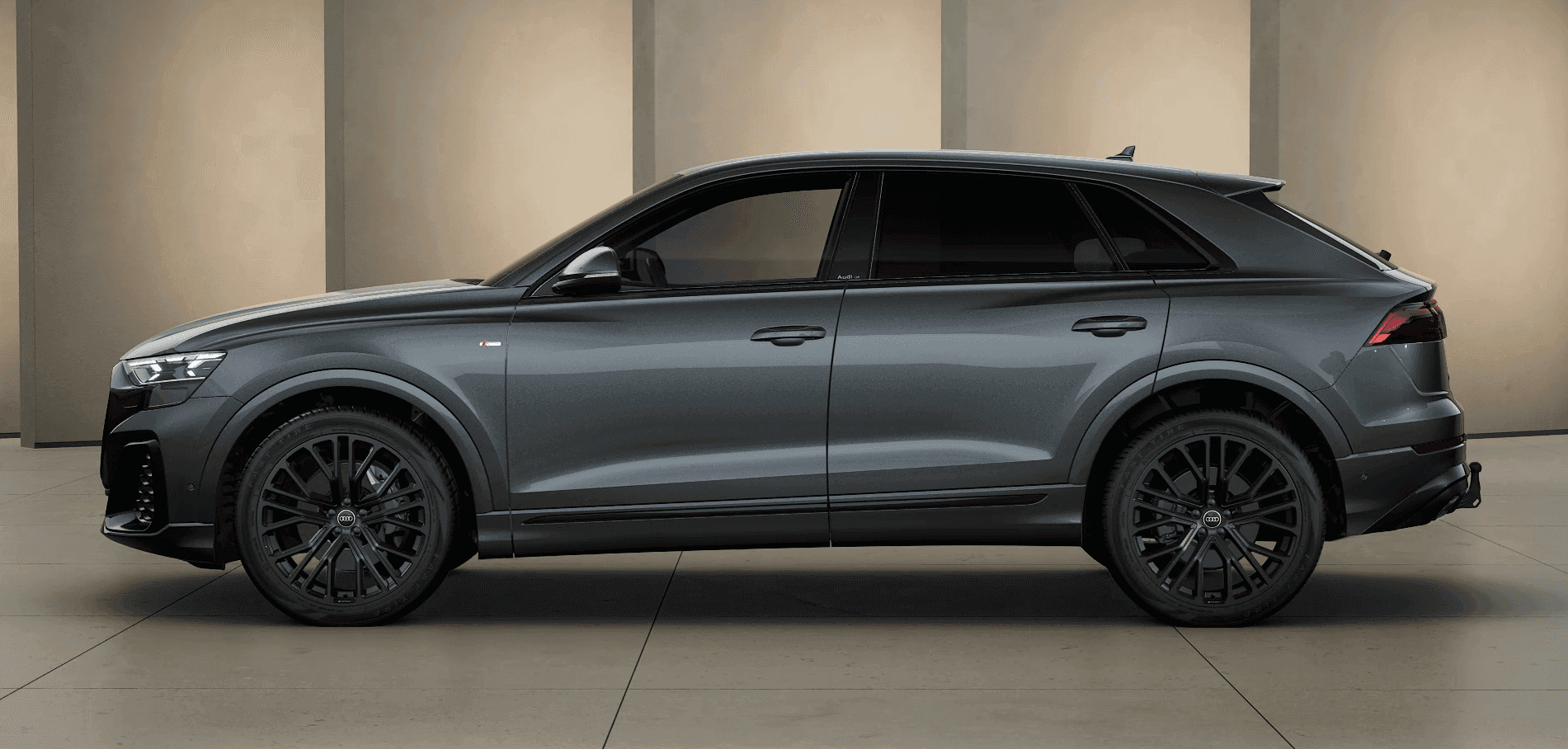Audi Q8, zdjęcie 2